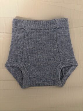 Sloomb underwoolies brand new size 0 (5-12lbs)